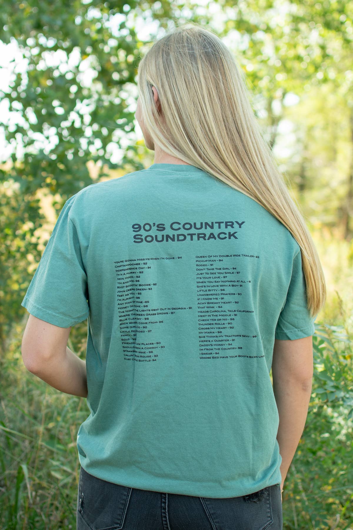American Farm Company - Graphic Western '90's Country Soundtrack' washed pocket Tee