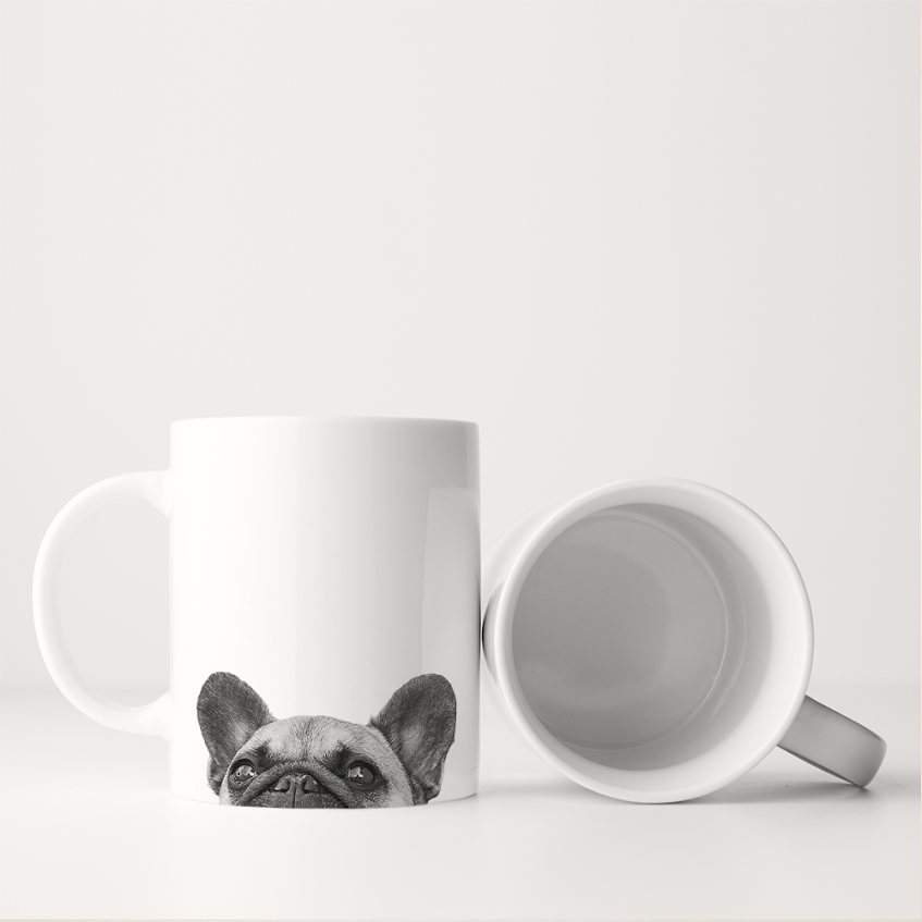 Taza de Frenchie mirando