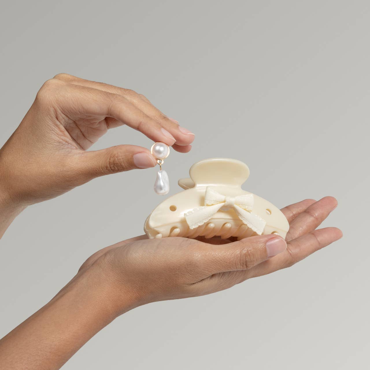 KITSCH - KitschPop™️Curved Claw Clip 7pc Set Vintage- Pearlized Cream